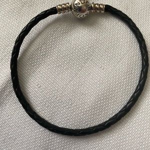 Pandora charm bracelet like new hardly worn